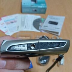 ★稀少★canon ixy30s 完動品　SDカード1GＢ付きの画像