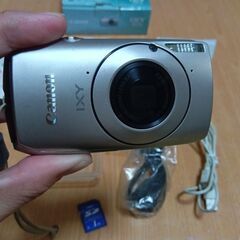 ★稀少★canon ixy30s 完動品　SDカード1GＢ付きの画像
