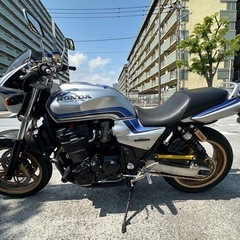 CB1300SF sc40 FCR39 STRIKERフルエキ 引き取り限定の画像