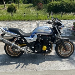 CB1300SF sc40 FCR39 STRIKERフルエキ 引き取り限定の画像