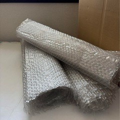 オンとオニツカタイガー 空箱 4個とギター用やダンボール箱と他靴箱、おまけありの画像
