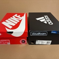オンとオニツカタイガー 空箱 4個とギター用やダンボール箱と他靴箱、おまけありの画像