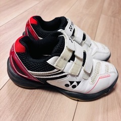 バトミントンシューズ 21cm