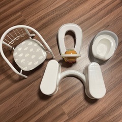 ベビートイレグッズとベビーチェア