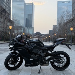 Kawasaki ZX
-25R の画像