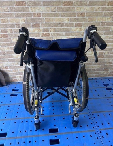 【売却済?】人気商品！MIKI 【スキットシリーズ】SKT-500 自走式6輪車いす