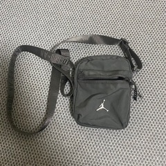 NIKEジョーダンショルダーバッグ