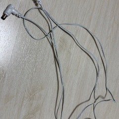 アイリスオーヤマ製ハンディ掃除機の画像