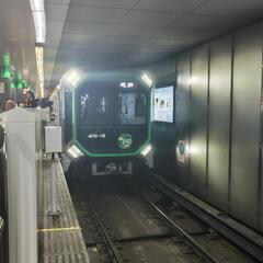 鉄道や、歴史に興味ある人いますか？