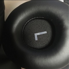 ワイヤレスヘッドホンの画像