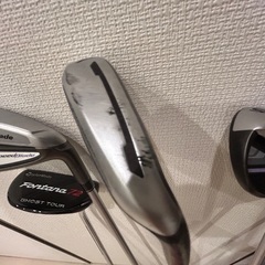 レディースadidasゴルフバッグ+(おまけ)不揃いTaylorMadeクラブの画像
