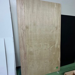 ベニヤ板　1820✖️910 厚み4mm 深林