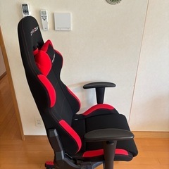 DXRacer フォーミュラ ゲーミングチェアの画像