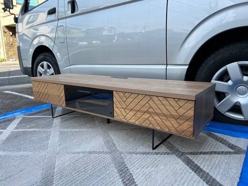 どんな部屋にも合うローボード（テレビボード）