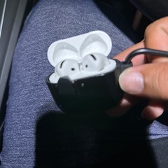 Air Pods4（ANC）