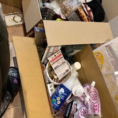 ネイル用品、キレイキレイ詰め替え（使いかけ）その他洗面用品の画像