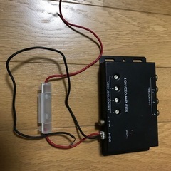 カー用品　4ポート分配器