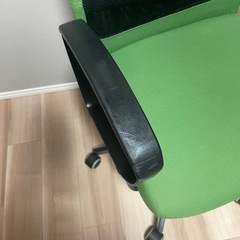IKEA オフィスチェア マルクス グリーンの画像