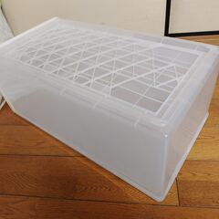 世田谷区近辺配送可能　プラスチック製収納ケース　幅40㎝　奥行74㎝　大型　収納ボックス　 引き出し　ホワイトクリア　衣類収納　の画像