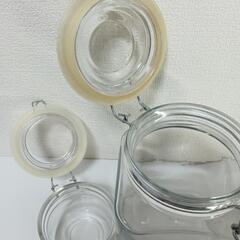 ガラスキャニスター ２個セットの画像