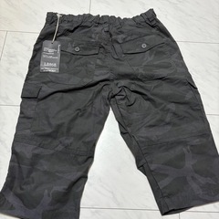 新品カーゴパンツの画像
