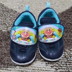 子供用シューズ　16センチ