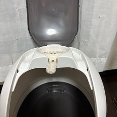 猫のトイレの画像