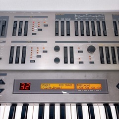 【名機 貴重品】 Roland ローランド JD-800 シンセサイザーの画像