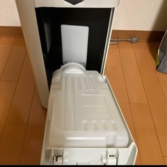 シャープ 加湿空気清浄機 KC-B40-Wプラズマクラスターの画像