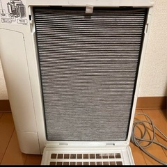 シャープ 加湿空気清浄機 KC-B40-Wプラズマクラスターの画像