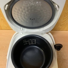 ✅象印マイコン炊飯ジャー✅ ✅NL-BD05✅の画像