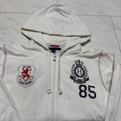 トミーヒルフィガーの画像