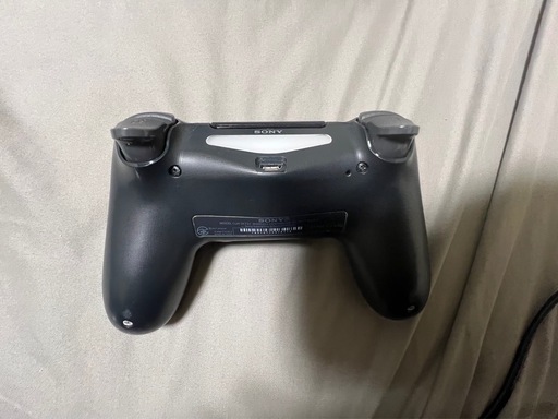 PS4本体 .電源コンセント、HDMIケーブル、コントローラー付き