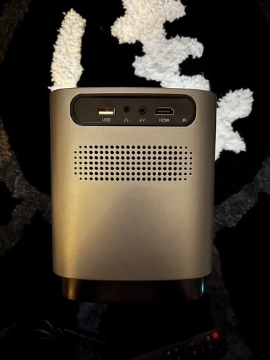 TOPTRO プロジェクター本体 新品 未使用 Amazon.co.jp: プロジェクター 小型【20000LM高輝度＆2025革新＆590g超