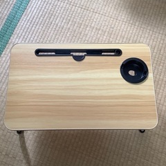 スリコ ドリンクホルダー＆タブレット立て付き ローデスク