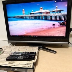 シャープ32インチ　テレビ