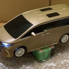 ※値下げ【ラジコン】トヨタ アルファード (40系)アミューズメント景品の画像
