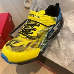 21.5cmスニーカーの画像