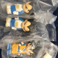 最終値下げ【本日5/6の20時で終了】 ★高崎だるま、孫悟空&ベジータ、ちいかわ③の画像