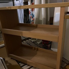 テーブルに　デスクに　本棚に　ワゴンに　キッチンに　キャスター付...
