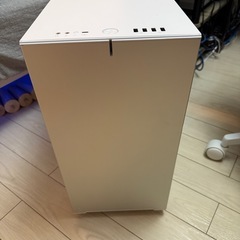 フラクタルデザイン　PCケース　Defile7 White