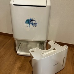アイリスオーヤマ　空気清浄機付き除湿機の画像