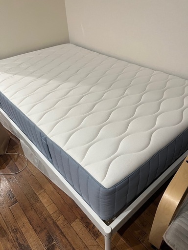 IKEA マットレス&ベッドフレーム