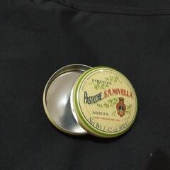 小さな缶　空き缶　レトロ