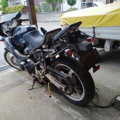 スズキ250ccGSXR部品取り売りますの画像