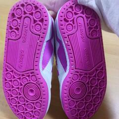 adidas キッズスニーカー17cmの画像