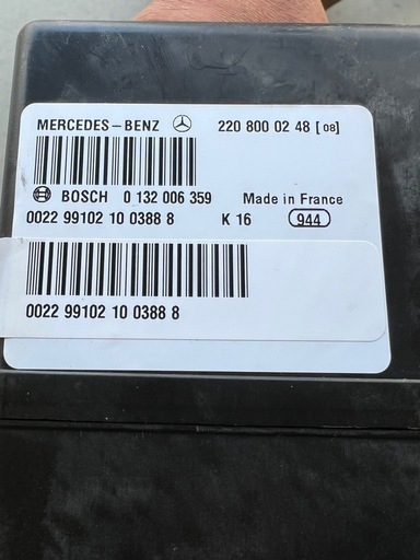 メルセデス　ベンツ バキュームポンプ