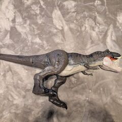 恐竜フィギュア6台　特大Tレックス有りの画像