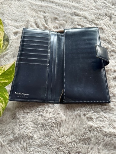 Salvatore Ferragamo 折り財布