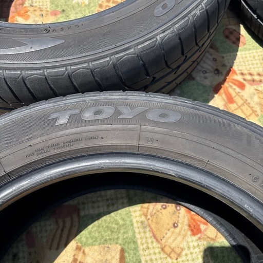 TOYO TIRESのProxes T1R 235/50R18  夏タイヤ2本セットです。